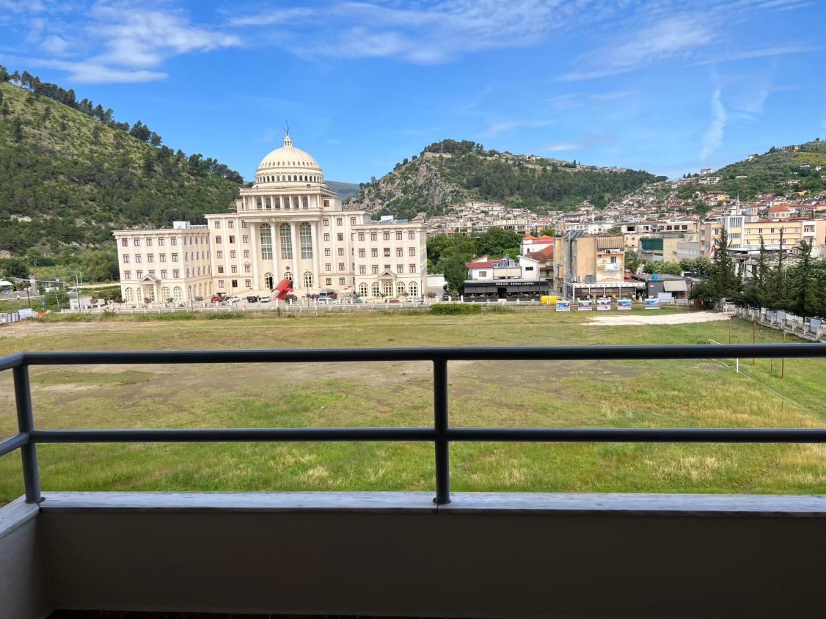 Entire Apartment Castle View Berat Ngoại thất bức ảnh