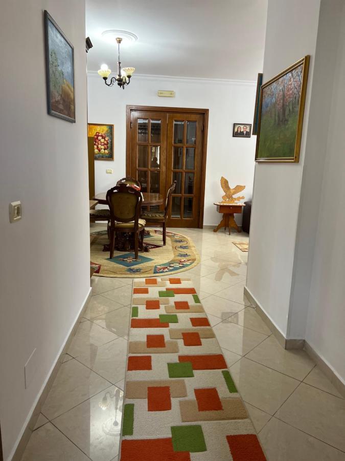 Entire Apartment Castle View Berat Ngoại thất bức ảnh
